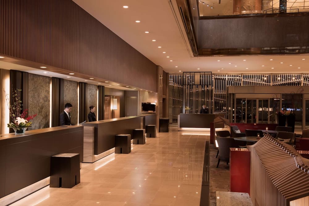 Hilton Osaka, Reception, photo 4