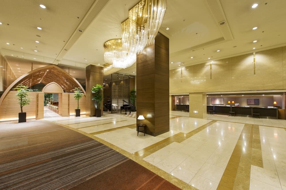 ANA 크라운 플라자 히로시마 바이 IHG 로비 사진 2