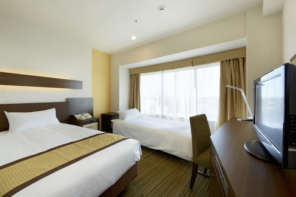 Shin Yokohama Prince Hotel, Room, photo 3