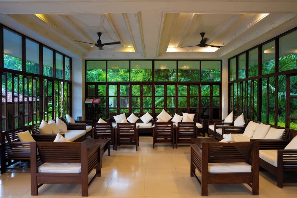 Paradise Beach Resort Samui, Lobby sitting area, photo 4