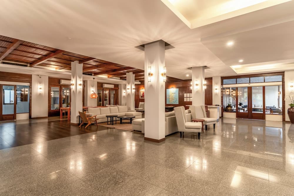 Sunprime Kamala Beach, Lobby sitting area, photo 5