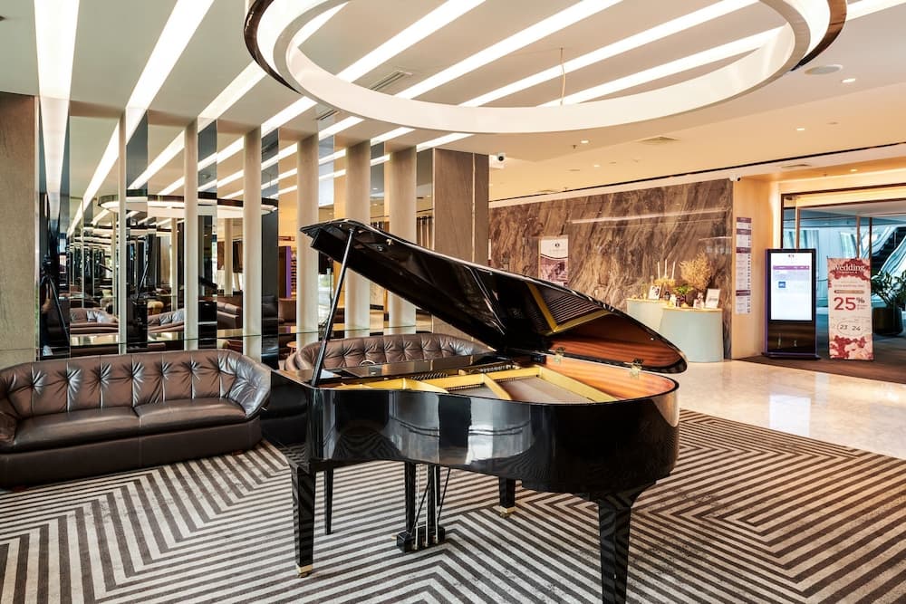 TK Palace Hotel & Convention, Lobby lounge, photo 4