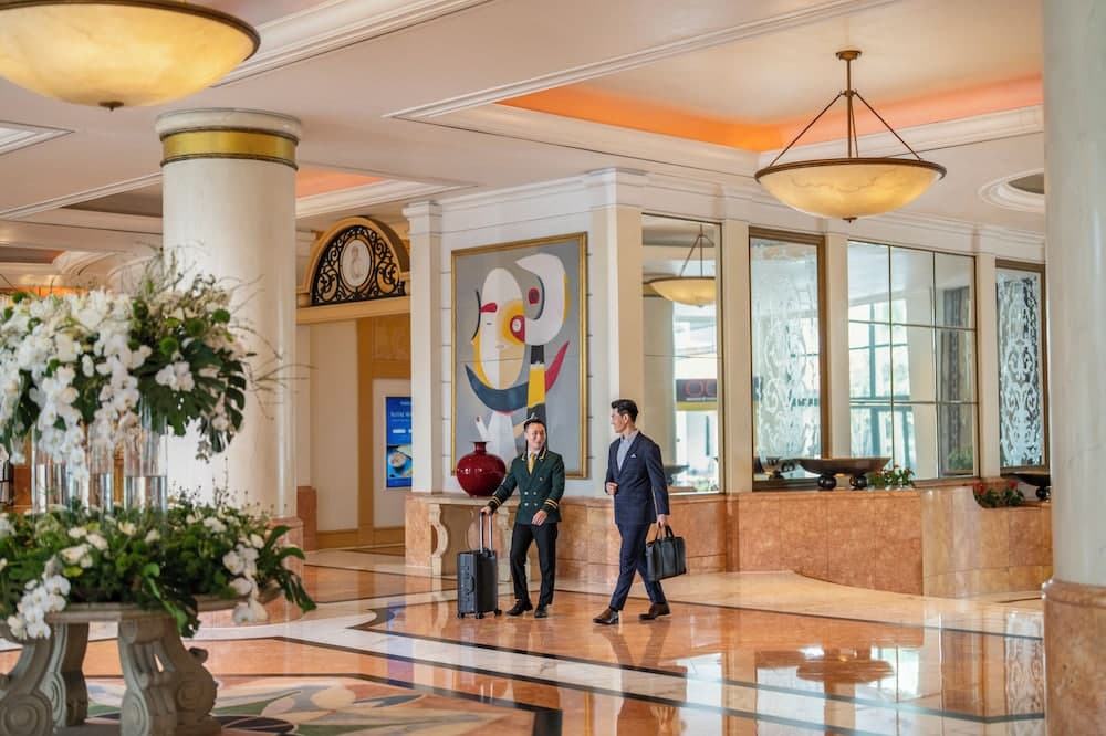 Hanoi Daewoo Hotel, Interior entrance, photo 4