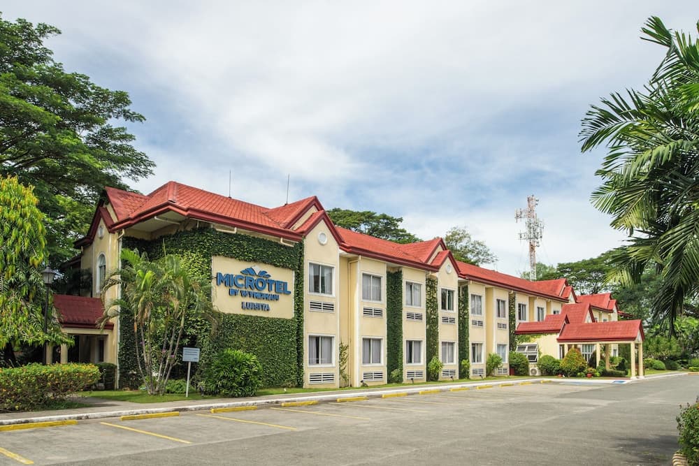 Microtel by Wyndham Tarlac, Primary image, photo 1