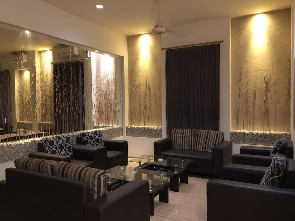 Hotel Sinar 1, Lobby sitting area, photo 4