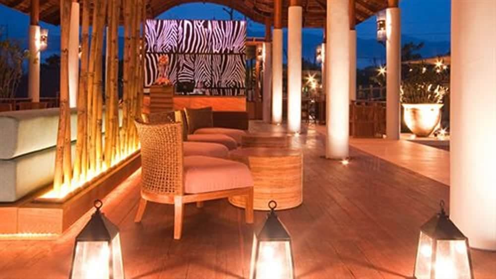 Montis Resort, Lobby sitting area, photo 5