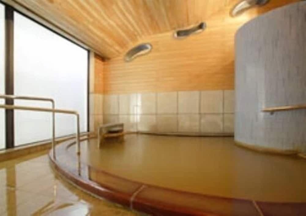 Kounkan, Public bath, photo 5