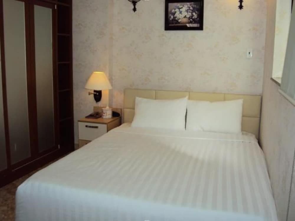Huong Trinh Hotel, Room, photo 3