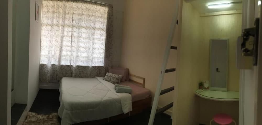 X-Plorer Backpackers - Hostel, Room, photo 4