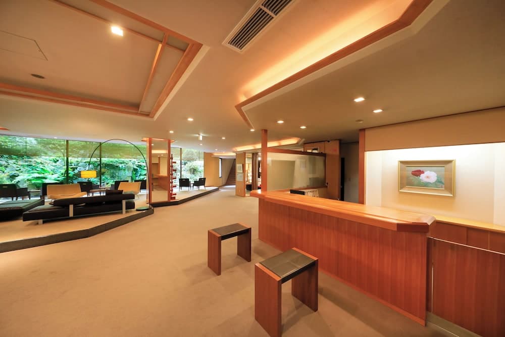 Hayamakan, Reception, photo 3