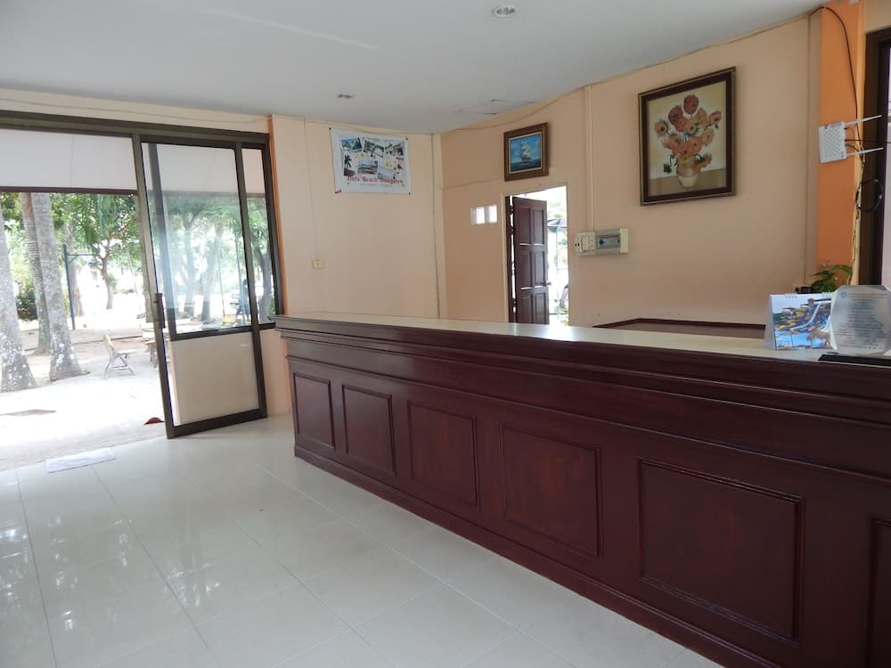 Jinta City Samui, Lobby sitting area, photo 3