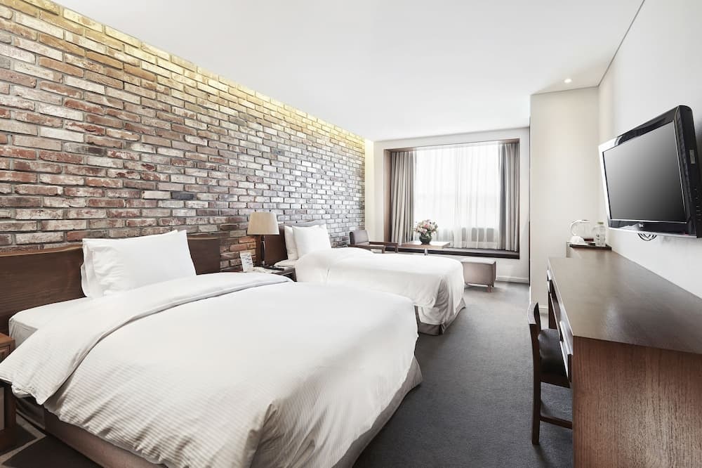 Hotel President, Room, photo 5