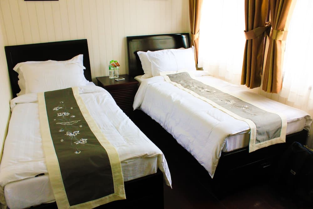 Halong Phoenix Cruiser, Room, photo 5