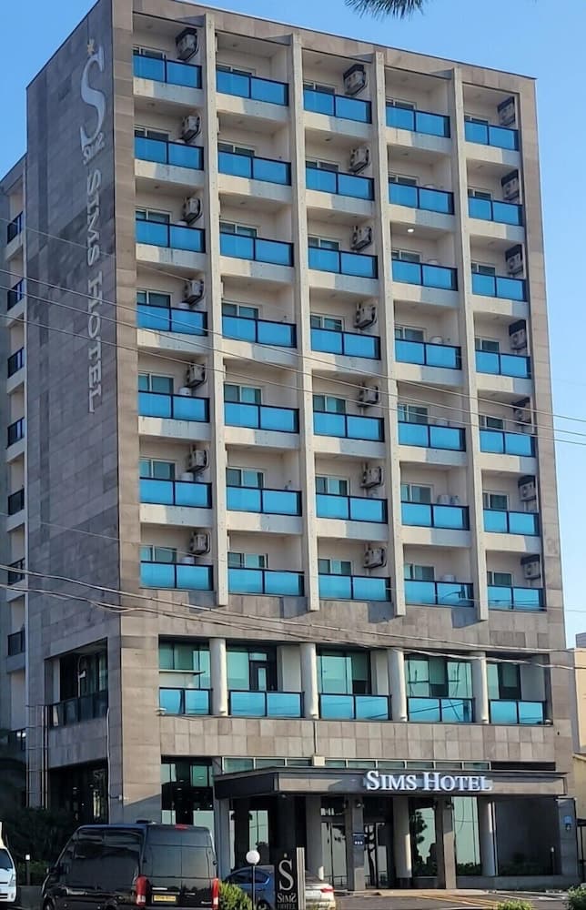 Sims Hotel, Primary image, photo 1