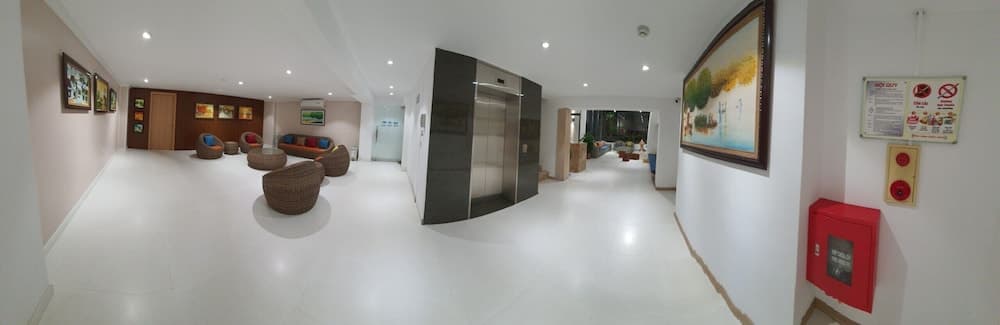 Queen Hotel Ninh Binh, Reception, photo 3