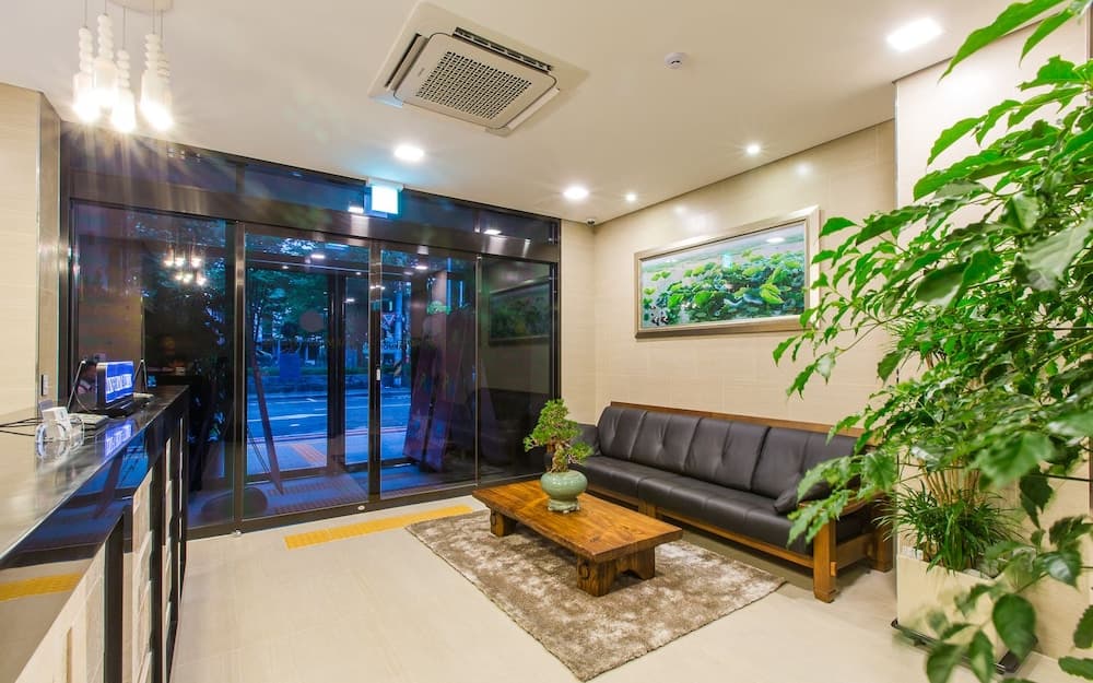 Harmony Hotel, Interior entrance, photo 1