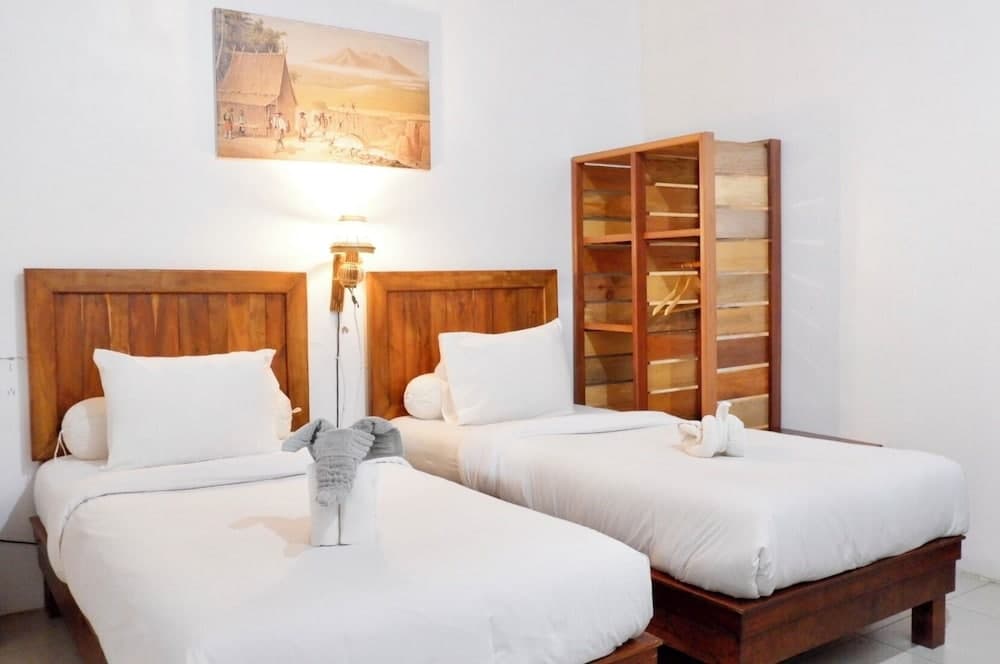 Dayang Resort Singkawang, Room, photo 3