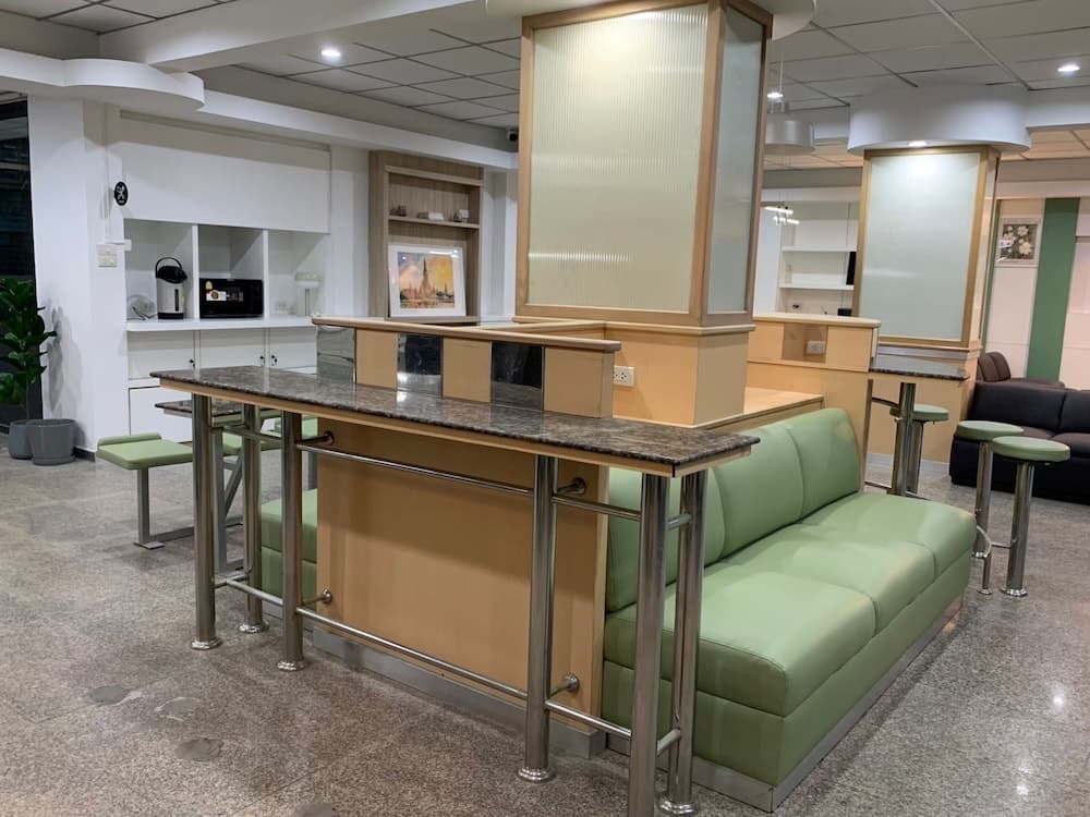 Marni BKK Hostel 로비 좌석 공간 사진 2