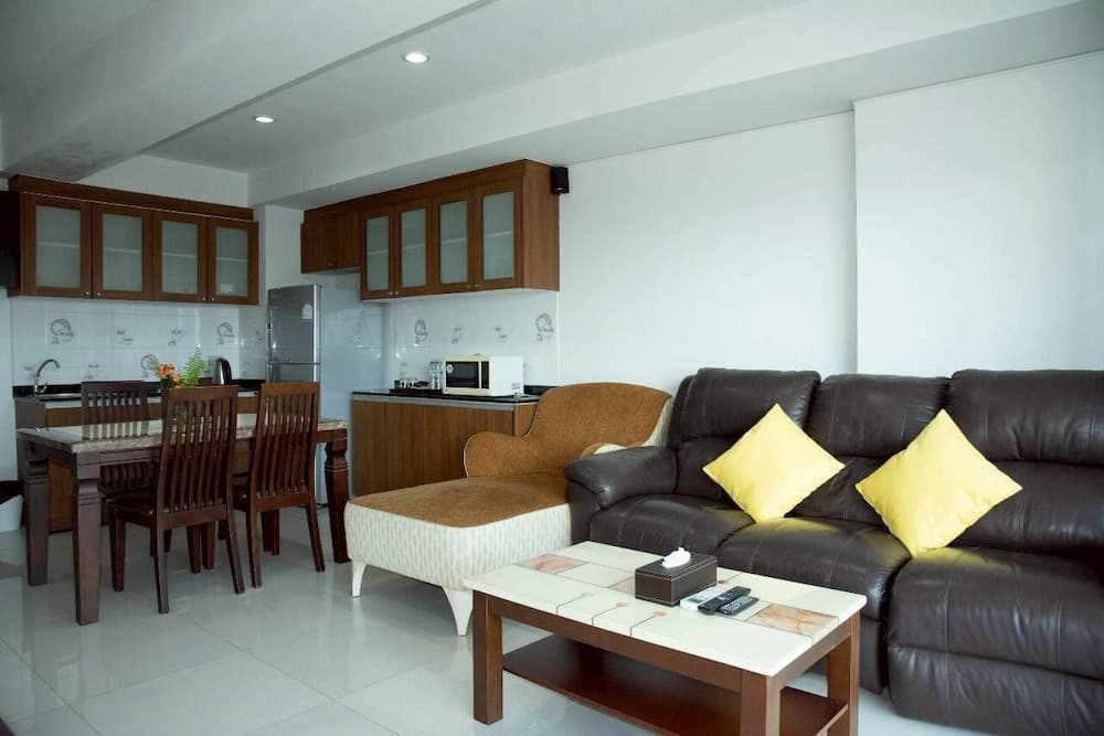 Valhalla Pattaya Hotel, Reception, photo 5