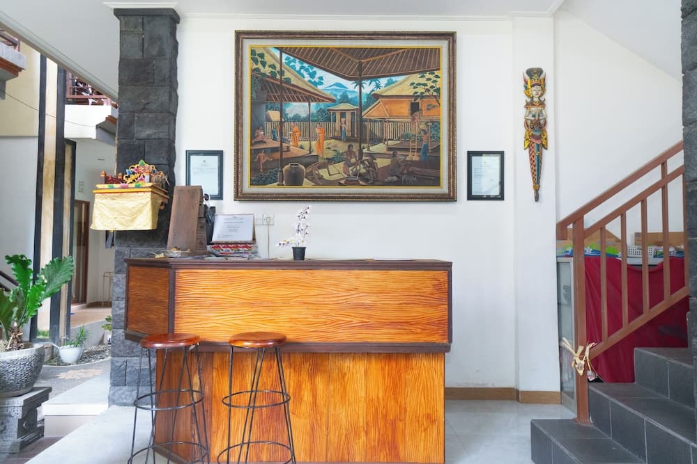 Pakvo's House, Reception, photo 2