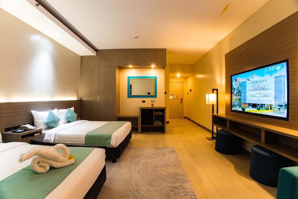 WATERWORLD HOTEL, Primary image, photo 1