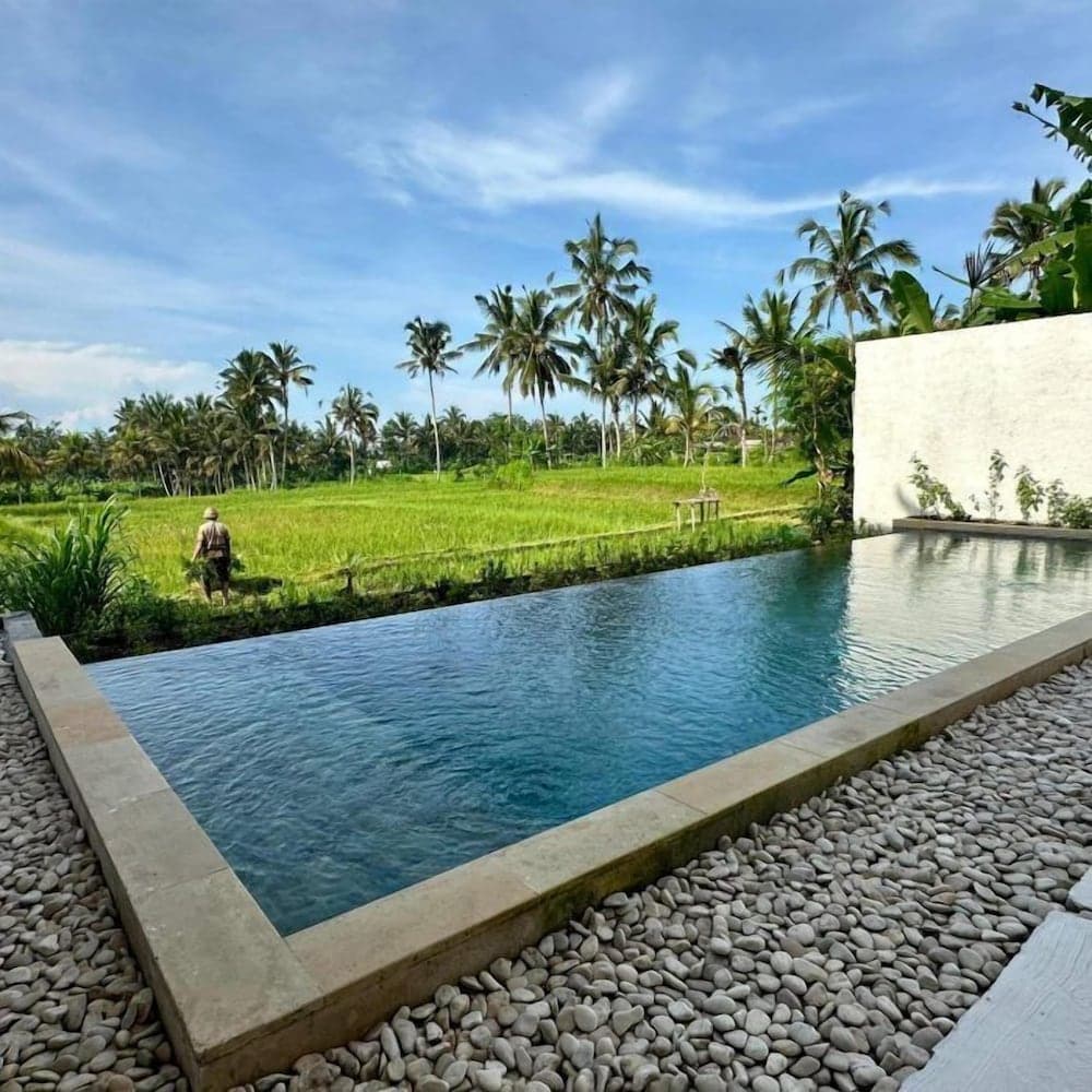 Kanaka Villa Buahan, Front of property, photo 3