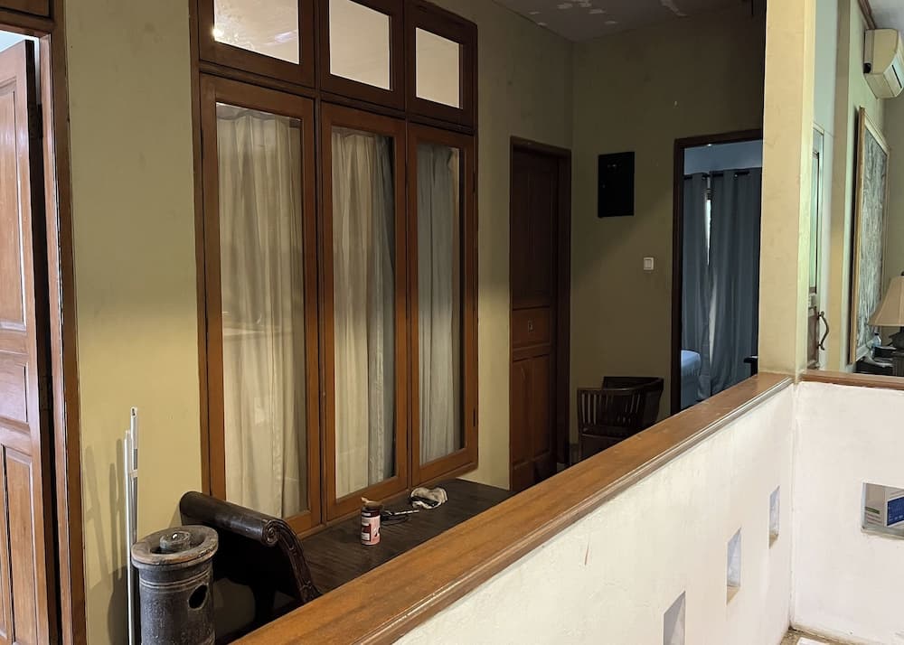 R Residence Jakarta, Interior entrance, photo 2