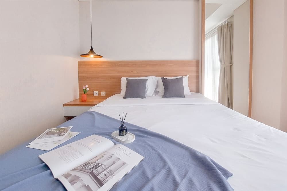Good And Comfy Studio At Casa De Parco Apartment, Primary image, photo 1