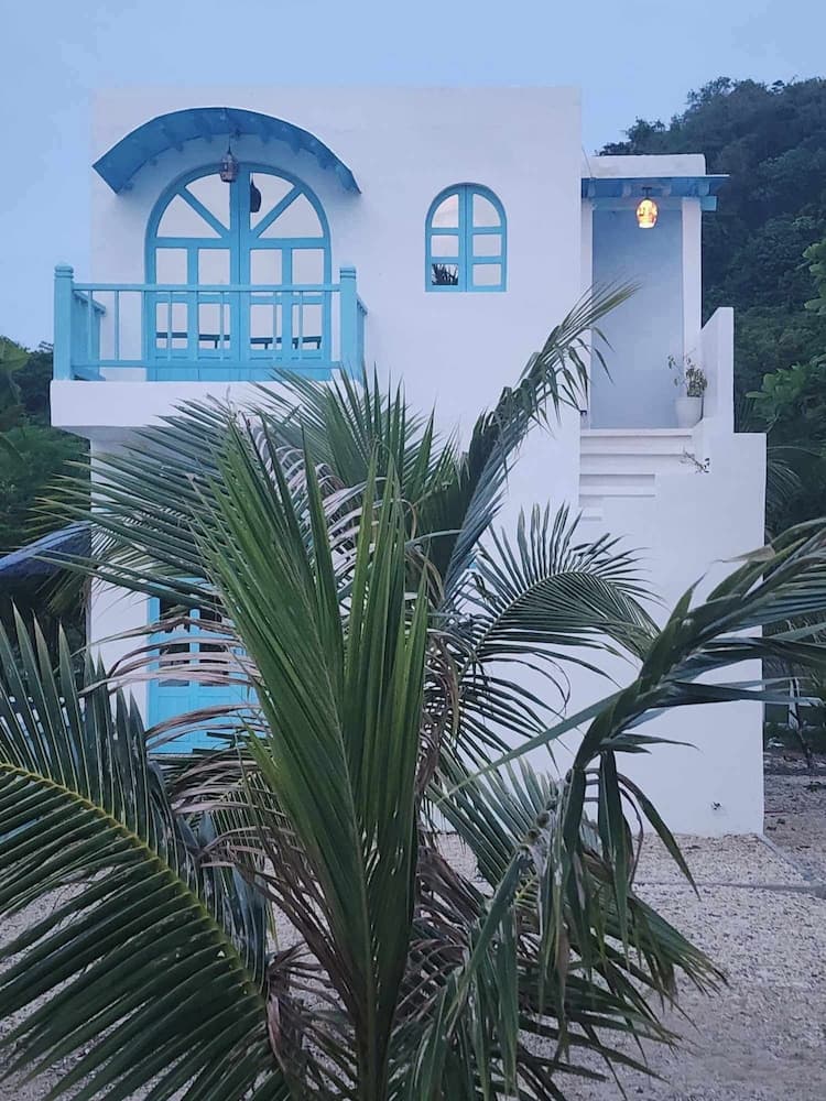 LA GRANDE SHORES Beach Resort, Primary image, photo 1