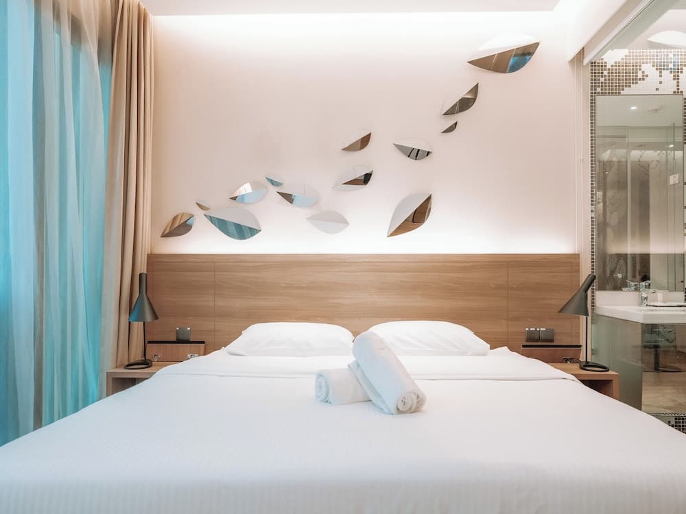 A Hotel Bugis, Room, photo 4
