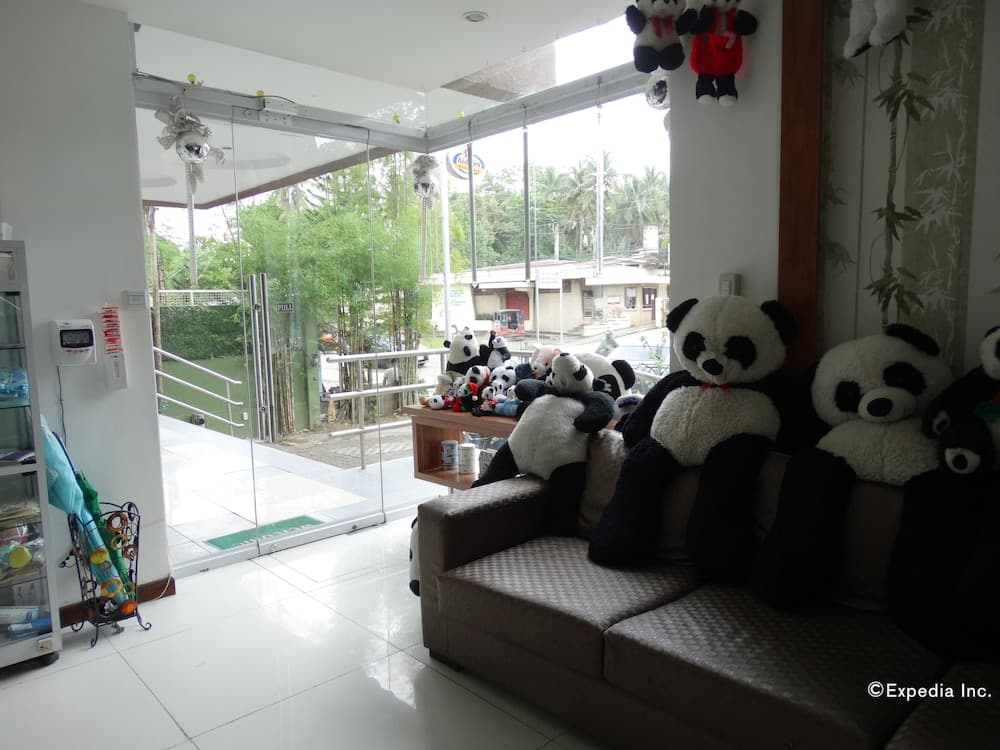 Panda Tea Garden Suites, Interior entrance, photo 2