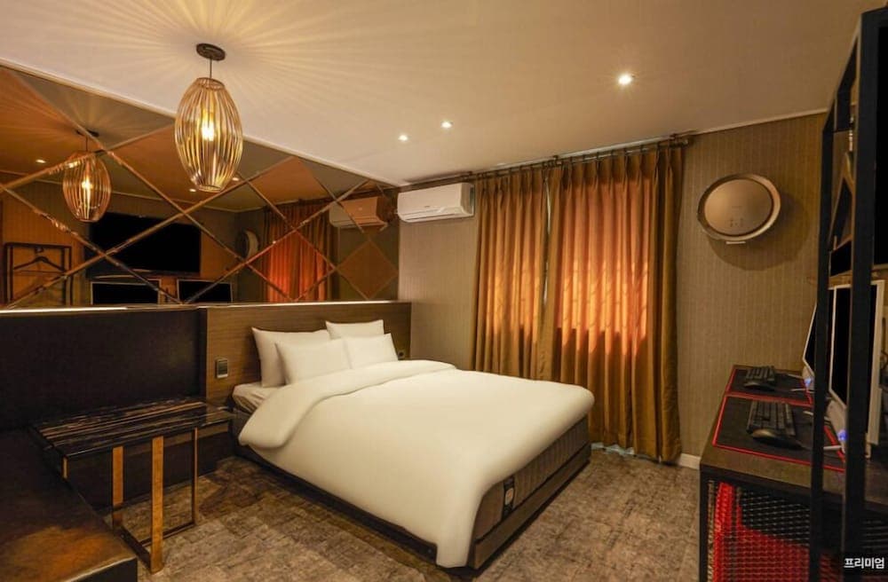HOTEL RAVI, Room, photo 4