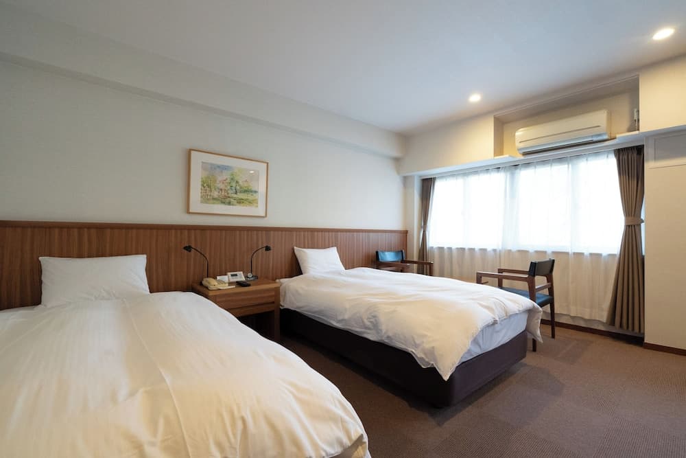 Kansai Seminar House, Primary image, photo 1