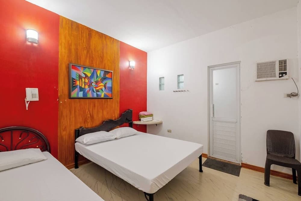 Ross Rose Budget Hotel, Room, photo 1
