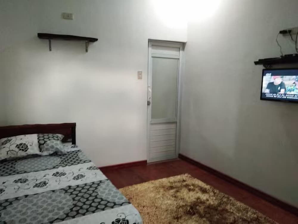 Ross Rose Budget Hotel, Room, photo 4