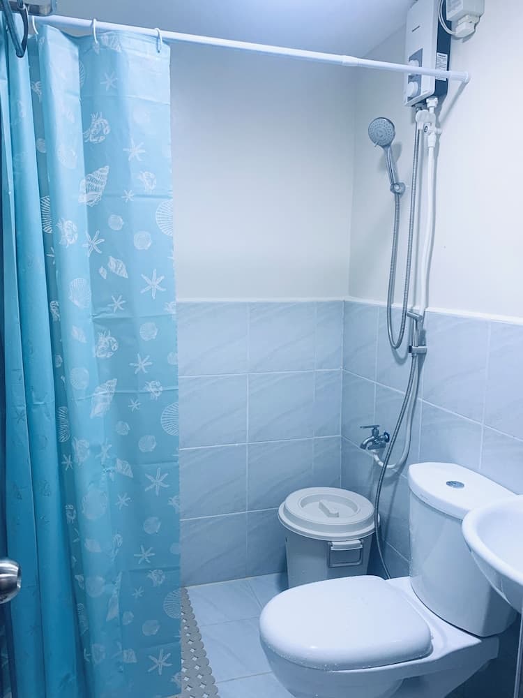 Quayside Condo, Bathroom, photo 4