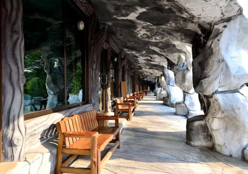 19 Degrees Resort, Lobby sitting area, photo 3