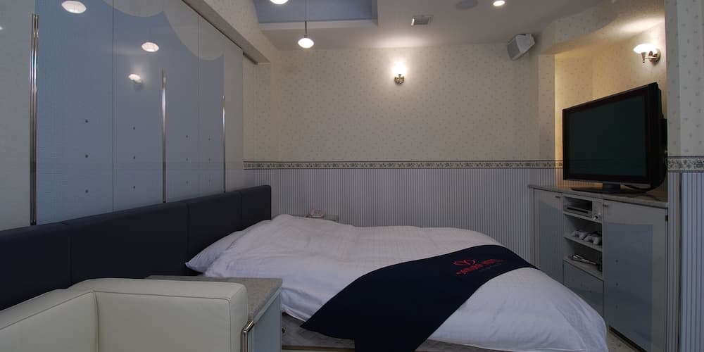 HOTEL LEGEND PLUS - Adults Only, Room, photo 2