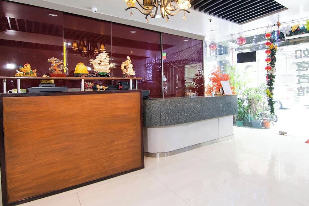 Lucky Hotel Binondo, Reception, photo 2