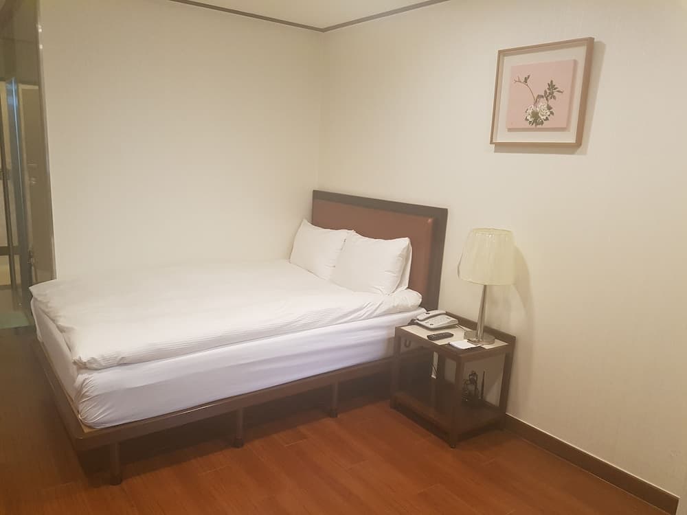 영빈호텔 객실 사진 5