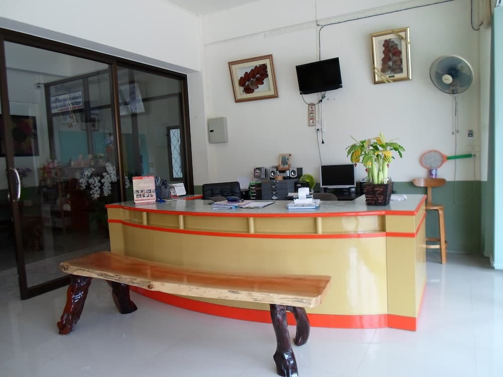 Ban Maitreejit, Interior entrance, photo 2