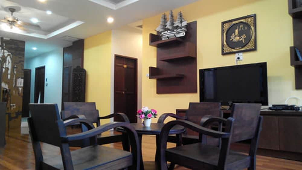 Sunny Hostel Phuket, Lobby sitting area, photo 4