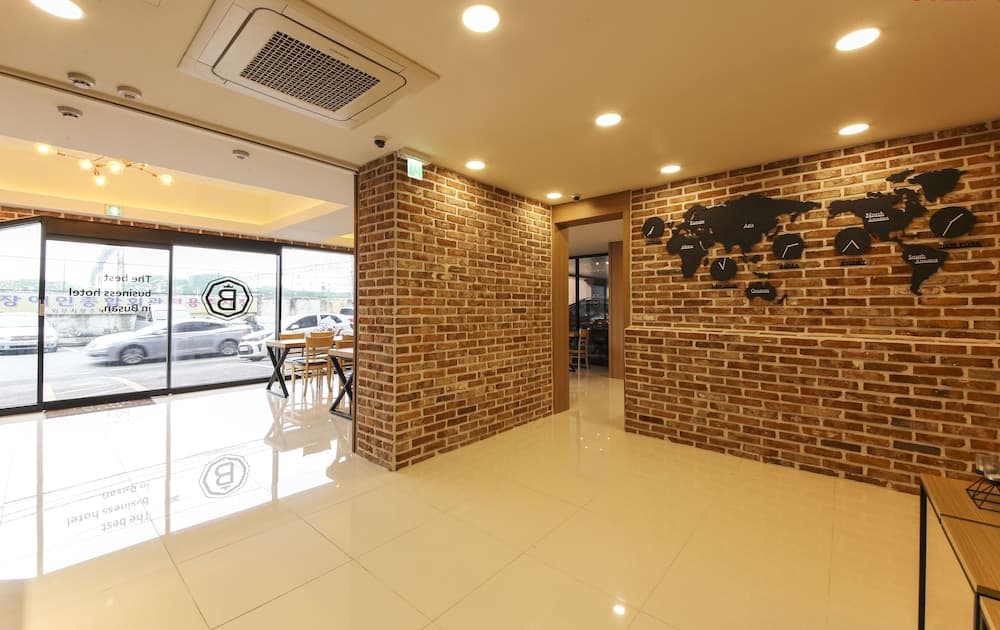 부산역 부산 뷰 호텔 내부 입구 사진 2