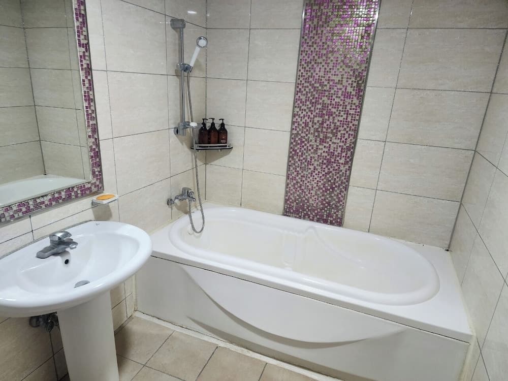REMINICE, Bathroom, photo 5