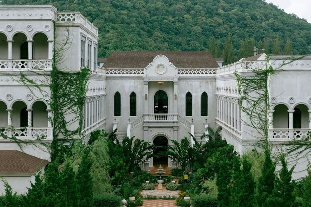 Maison Mystique, Primary image, photo 1