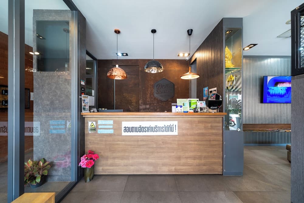 Dent Station Residence, Concierge desk, photo 5