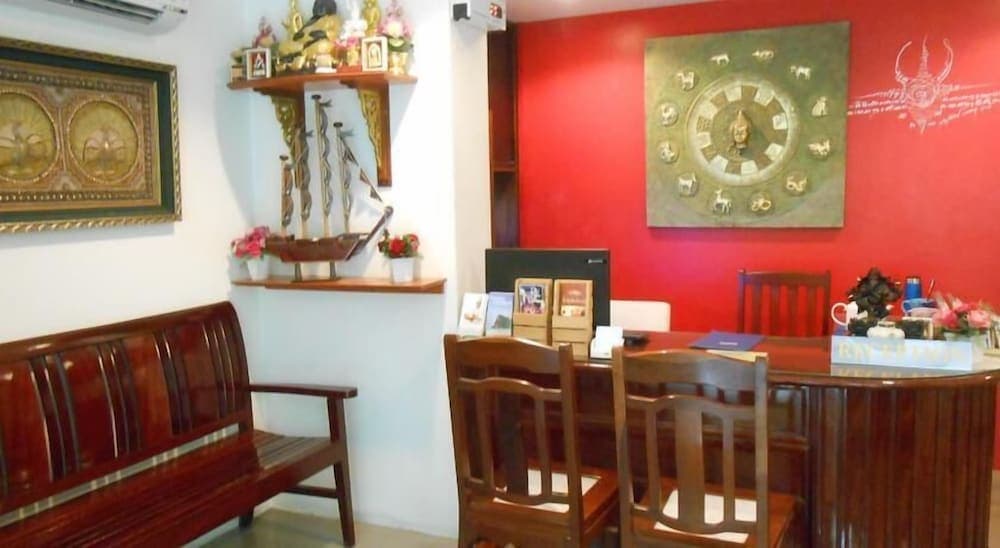 The Bang Khun Phrom Suites, Lobby, photo 2