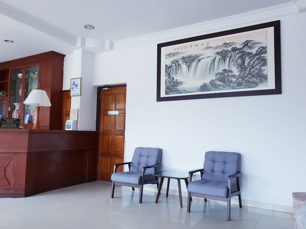 Champcity Hotel, Lobby sitting area, photo 2