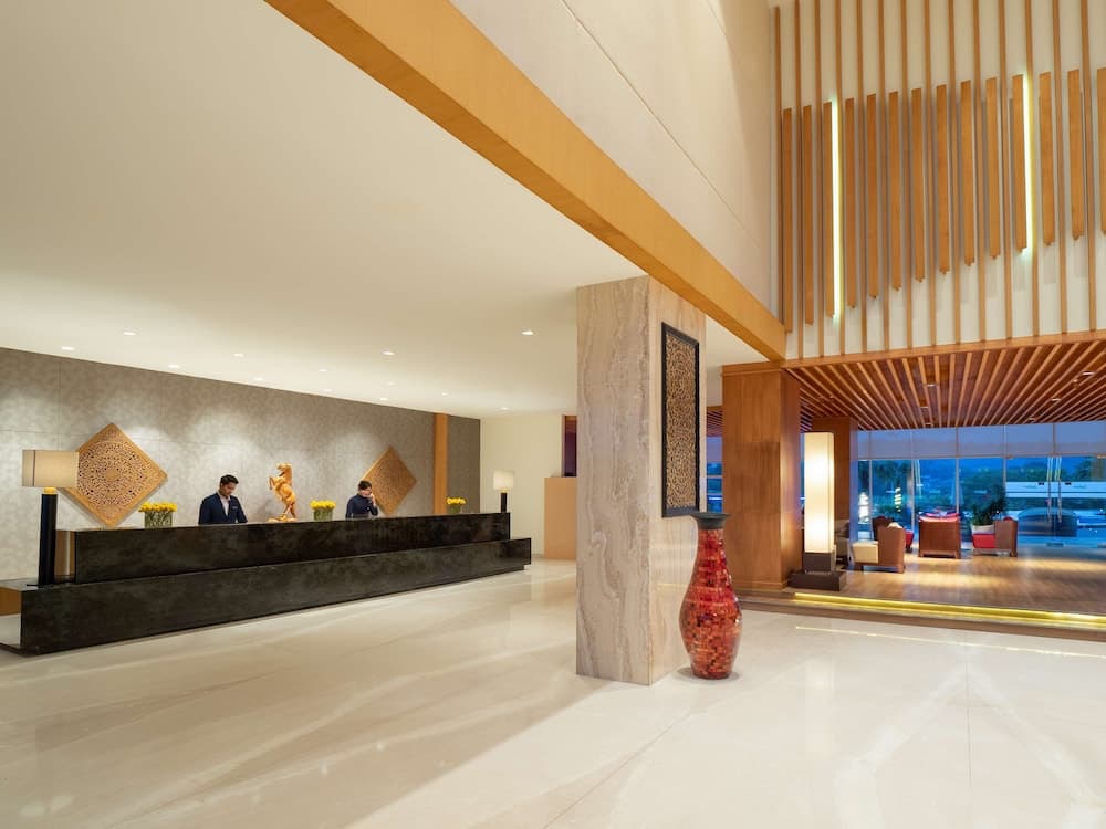 Radisson Golf & Convention Center Batam, Lobby, photo 2