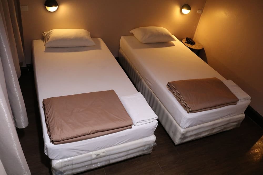 Suksawad Hotel, Room, photo 5